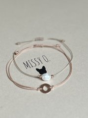 Šňůrkový náramek s perličkou