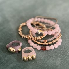 Růženín s křížkem Swarovski