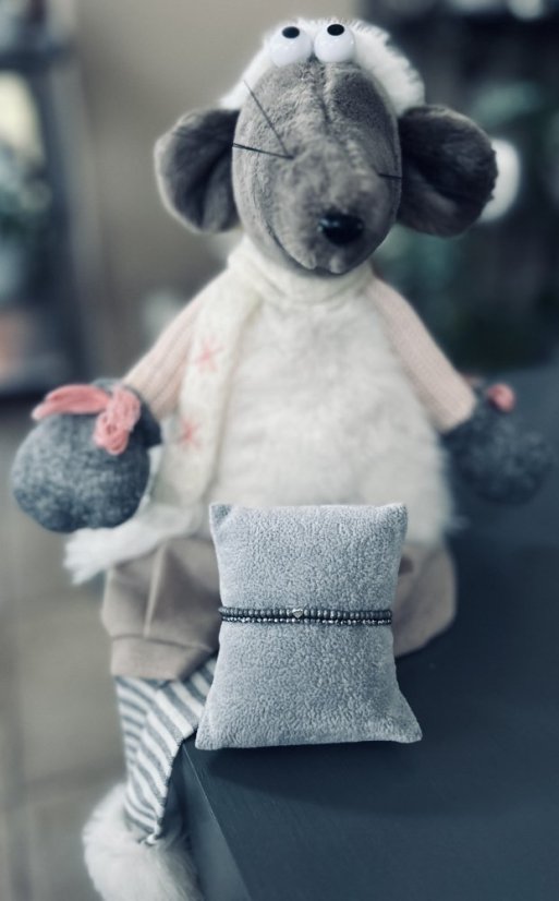 Sada GREY Heart