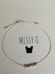 Šňůrkový náramek s rose gold kuličkami