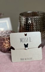 Šňůrkový náramek s perličkou